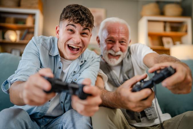 Communication Intergénérationnelle : Construire des Liens Durables Entre Jeunes et Aînés